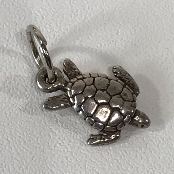 Vintage Signed Solid 925 Sterling Silver Tiny Detailed Sea Turtle Tropical Brace - Picture 6 of 8